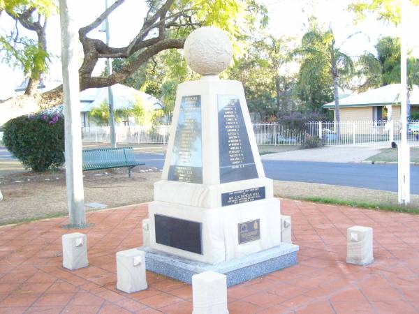 Helidon War Memorial  |   | 