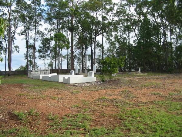 Albany Creek Cemetery, Pine Rivers  |   | 