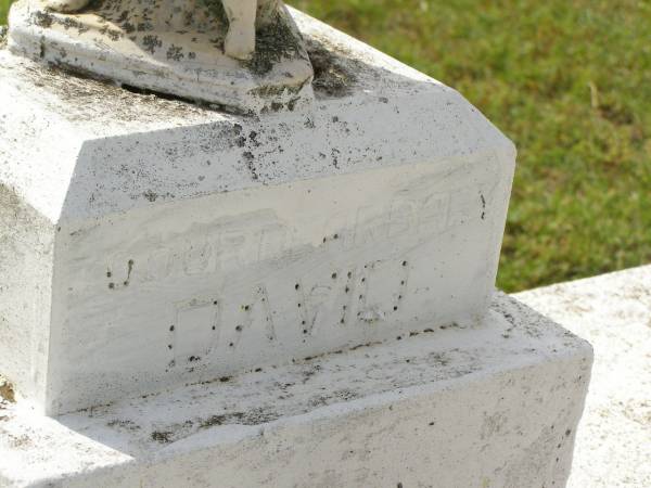 David FRANCEY,  | baby;  | Appletree Creek cemetery, Isis Shire  | 