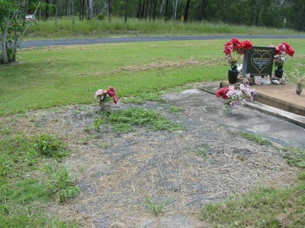 Appletree Creek cemetery, Isis Shire  | 