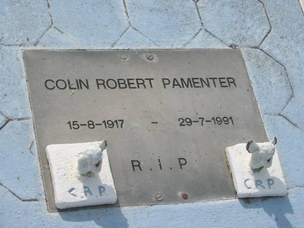 Colin Robert PAMENTER,  | dad,  | 15 Aug 1917 - 29 July 1991;  | Kathleen Maureen PAMENTER,  | mum,  | 12 July 1925 - 1 Sept 2002;  | Appletree Creek cemetery, Isis Shire  | 