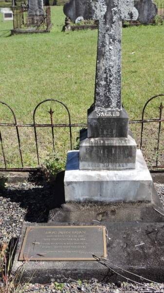 Fred DREW  | husband of Maude DREW  | d: 5 Oct 1904 aged 30  |   | Eric John EGAN  | b: Parkes, NSW 7 dec 1927  | d: Herberton, Qld 19 Sep 2004  | husband of Pamela Diane EGAN (nee DREW)  |   | Atherton Pioneer Cemetery (Samuel Dansie Park)  |   |   | 