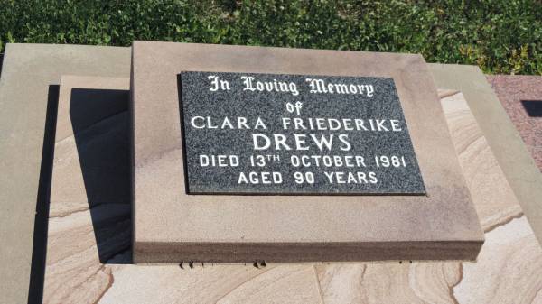 Clara Friederike DREWS  | d: 13 Oct 1981 aged 90  |   | Aubigny St Johns Lutheran cemetery, Toowoomba Region  |   |   | 