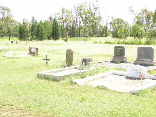Bell cemetery, Wambo Shire  | 