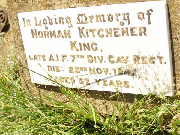 Norman Kitchener KING,  | died 22 Nov 1947 aged 32 years;  | Bell cemetery, Wambo Shire  | 