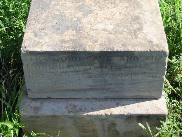 Arthur BRADLEY,  | brother,  | died 21 August 1905;  | Bell cemetery, Wambo Shire  | 