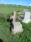 
Arthur BRADLEY,
brother,
died 21 August 1905;
Bell cemetery, Wambo Shire
