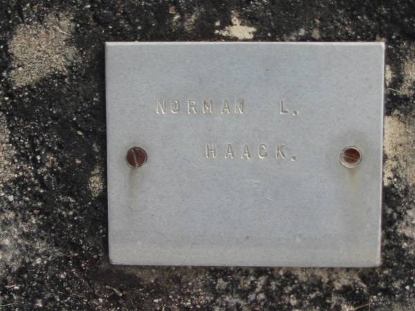 Norman L HAACK  |   | Bethel Lutheran Cemetery, Logan Reserve (Logan City)  |   | 