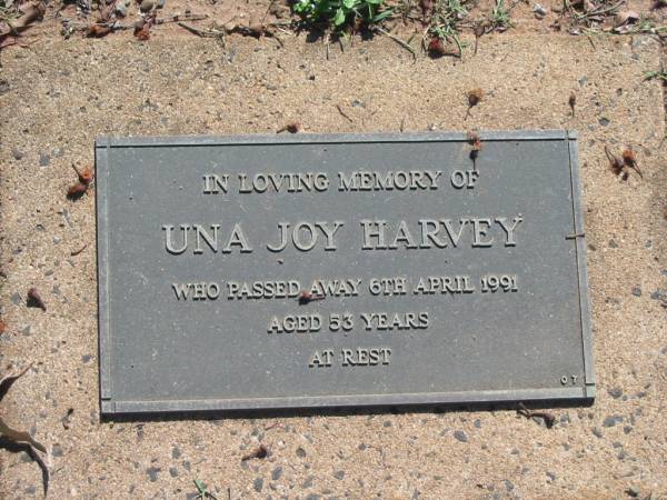 Una Joy HARVEY,  | died 6 April 1991 aged 53 years;  | Blackbutt-Benarkin cemetery, South Burnett Region  | 