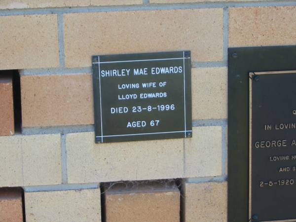 Shirley Mae EDWARDS,  | wife of Lloyd EDWARDS,  | died 23-8-1996 aged 67 years;  | Blackbutt-Benarkin cemetery, South Burnett Region  | 