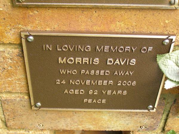 Morris DAVIS,  | died 24 Nov 2006 aged 92 years;  | Bribie Island Memorial Gardens, Caboolture Shire  | 