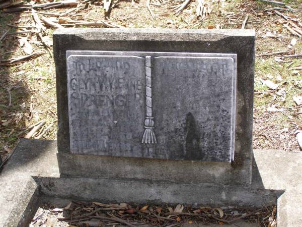 Glyn Vivienne SPRENGER, nee SMITH,  | died 22 June 1960 aged 40 years;  | Brookfield Cemetery, Brisbane  | 