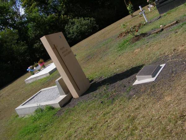 Keith Ashley GARDNER,  | died 24 Jan 1981 aged 52 years,  | husband of Peggy,  | father of Noel, Robin & Guy;  | Brookfield Cemetery, Brisbane  | 