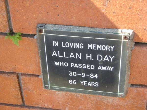 Allan H. DAY,  | died 30-9-84 aged 66 years;  | Canungra Cemetery, Beaudesert Shire  | 