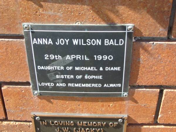Anna Joy Wilson BALD,  | daughter of Michael & Diane,  | sister of Sophie,  | died 29 April 1990;  | Canungra Cemetery, Beaudesert Shire  | 
