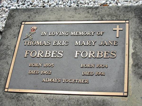 Thomas Eric FORBES,  | born 1895 died 1962;  | Mary Jane FORBES,  | born 1904 died 1991;  | Canungra Cemetery, Beaudesert Shire  | 