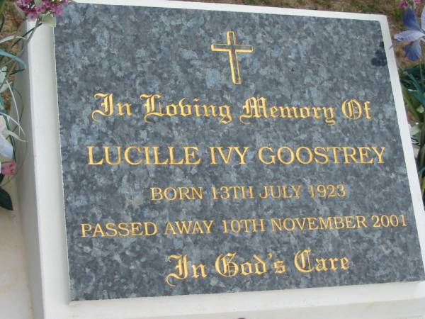 Lucille Ivy GOOSTREY born 13 July 1923 died 10 Nov 2001;  | Chambers Flat Cemetery, Beaudesert  | 