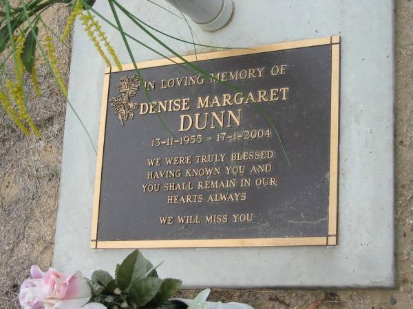 Denise Margaret DUNN 13-11-1955 - 17-1-2004;  | Chambers Flat Cemetery, Beaudesert  | 