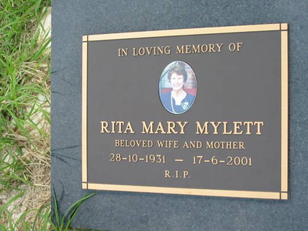 Rita Mary MYLETT, wife mother,  | 28-10-1931 - 17-6-2001;  | Sacred Heart Catholic Church, Christmas Creek, Beaudesert Shire  |   | 
