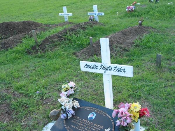 Noela Phyllis BAKER, wife mother,  | died 19 May 2001 aged 68 years;  | Sacred Heart Catholic Church, Christmas Creek, Beaudesert Shire  | 