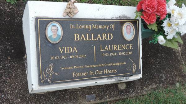 Vida BALLARD  | b: 20 Feb 1927  | d:  9 Sep 2002  |   | Laurence BALLARD  | b: 19 Mar 1924  | d: 30 May 2008  |   | Cooloola Coast Cemetery  |   | 
