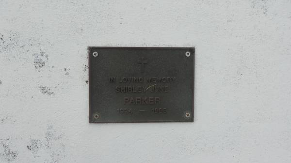 Shirley June PARKER  | b: 1924  | d: 1995  |   | Cooloola Coast Cemetery  |   | 