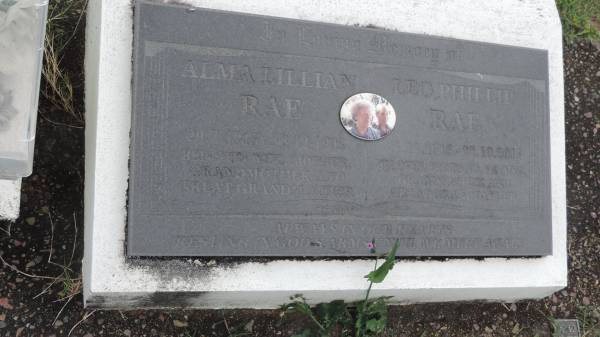 Alma Lillian RAE  | b: 20 Jul 1915  | d: 18 Dec 1993  |   | Leo Phillip RAE  | b: 11 Nov 1918  | d: 22 Oct 2011  |   | Cooloola Coast Cemetery  |   | 
