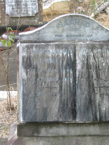 Benjamin Ludwig BONKE,  | father,  | born 22 Feb 1844,  | died 24 Dec 1916;  | Wilhelmina C.A. BONKE,  | mother,  | born 17 Sept 1849,  | died 4 Jan 1941;  | Coulson General Cemetery, Scenic Rim Region  | 