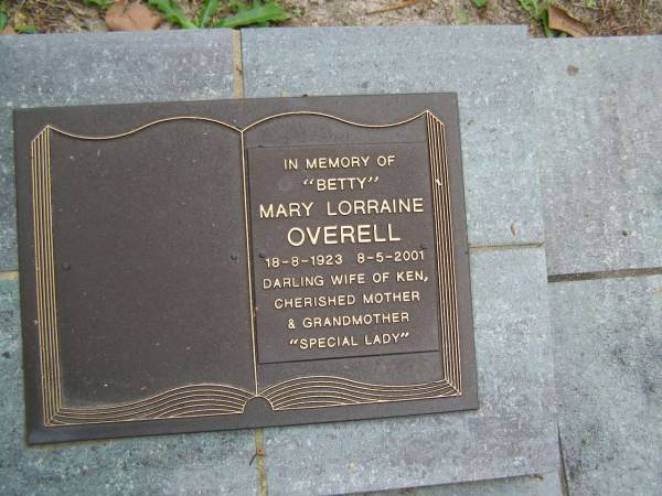  Betty  Mary Lorraine OVERELL  | b: 18 Aug 1923  | d: 8 May 2001  | wife of Ken  |   | Diddillibah Cemetery, Maroochy Shire  |   | 