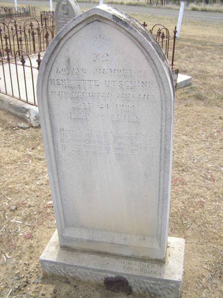 Henriette UTSCHINK,  | died 24 June 1904 aged 31 years;  | Douglas Lutheran cemetery, Crows Nest Shire  | 