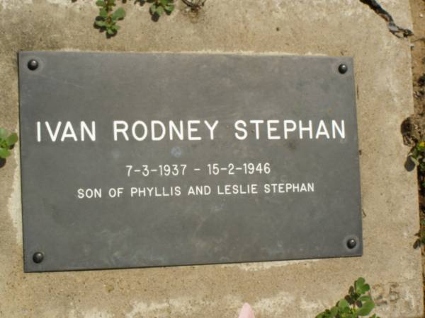 Ivan Rodney STEPHAN,  | 7-3-1937 - 15-2-1946,  | son of Phyllis & Leslie STEPHAN;  | Dugandan Trinity Lutheran cemetery, Boonah Shire  | 