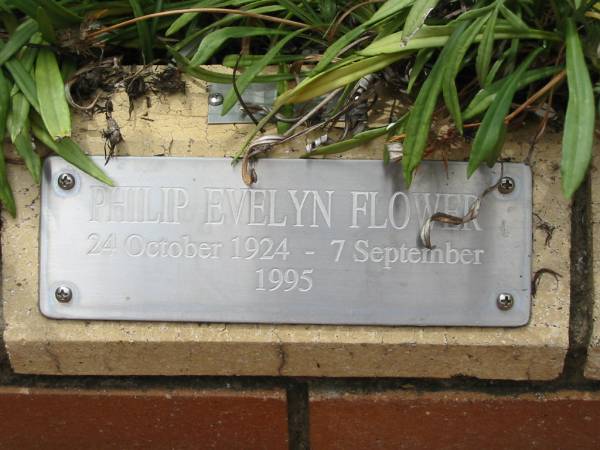 Philip Evelyn FLOWER,  | 24 Oct 1924 - 7 Sept 1995;  | St Luke's Anglican Church, Ekibin, Brisbane  | 