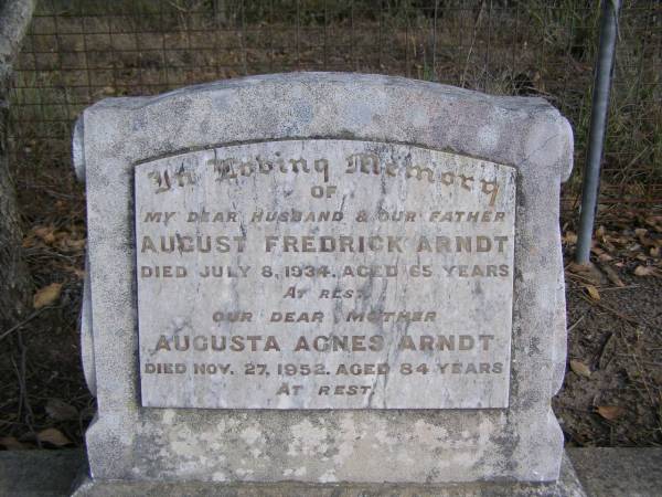 August Fredrick ARNDT, husband father,  | died 8 July 1934 aged 65 years;  | Augusta Agnes ARNDT, mother,  | died 27 Nov 1952 aged 84 years;  | Emu Creek cemetery, Crows Nest Shire  | 