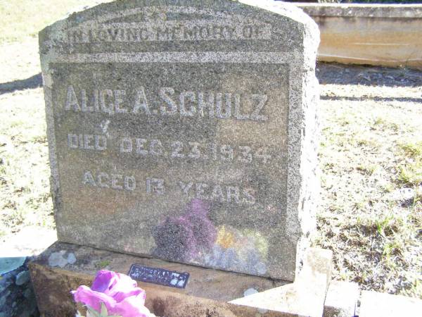 Alice A. SCHULZ,  | died 23 Dec 1934 aged 13 years;  | Fernvale General Cemetery, Esk Shire  | 