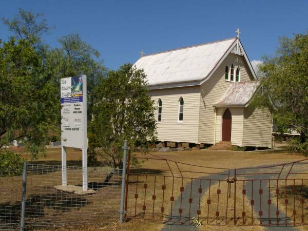 Glencoe Bethlehem Lutheran church;  | Glencoe Bethlehem Lutheran cemetery, Rosalie Shire  | 