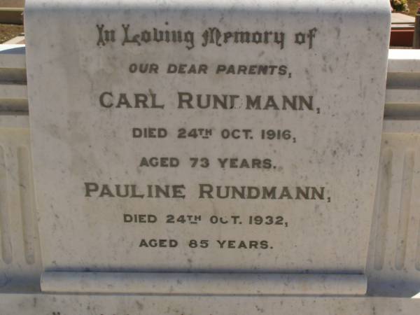 parents;  | Carl RUNTMANN,  | died 24 Oct 1916 aged 73 years;  | Pauline RUNTMANN,  | died 24 Oct 1932 aged 85 years;  | Glencoe Bethlehem Lutheran cemetery, Rosalie Shire  | 