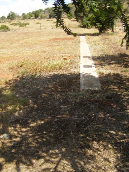 Glencoe Lawn cemetery, Rosalie Shire,  | adjacent to  | Glencoe Bethlehem Lutheran cemetery, Rosalie Shire  | 