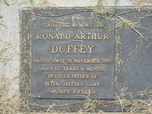 Ronald Arthur DUFFEY,  | died 21 Nov 1997 aged 62 years 11 months,  | father of Peter, Jeffrey, Gary, Andrew & Richard;  | Goomeri cemetery, Kilkivan Shire  | 
