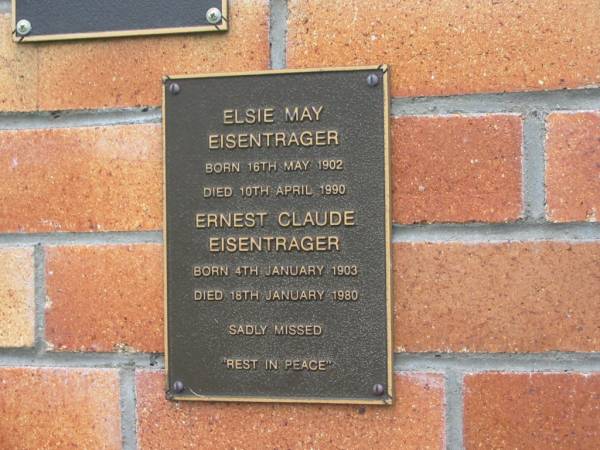 Elsie May EISENTRAGER,  | born 16 May 1902,  | died 10 April 1990;  | Ernest Claude EISENTRAGER<  | born 4 Jan 1903,  | died 18 Jan 1980;  | Goomeri cemetery, Kilkivan Shire  | 