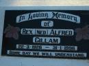 
Rex (Ned) Alfred GILLAM,
22-3-1926 - 31-1-1996;
Grandchester Cemetery, Ipswich
