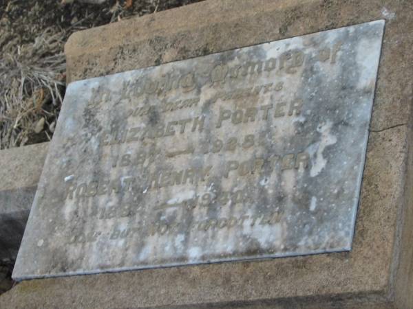 parents;  | Elizabeth PORTER,  | 1887 - 1928;  | Robert Henry PORTER,  | 1884 - 1940;  | Greenmount cemetery, Cambooya Shire  | 