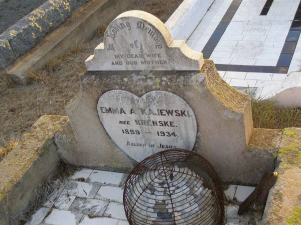 Emma A. KAJEWSKI (nee KRENSKE),  | 1899 - 1934,  | wife mother;  | Greenwood St Pauls Lutheran cemetery, Rosalie Shire  | 