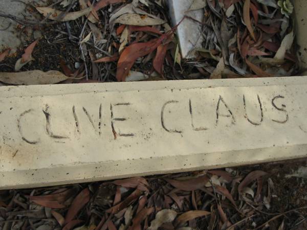 Clive CLAUS  | Ben CLAUS 6 Jan 03  | Ryan CLAUS  | Haigslea Lawn Cemetery, Ipswich  |   | 