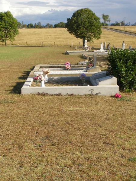 Harrisville Cemetery - Scenic Rim Regional Council  |   | 