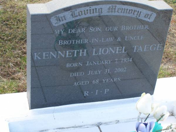Kenneth Lionel TAEGE  | b: 7 Jan 1934, d: 31 Jul 2002, aged 68  | Harrisville Cemetery - Scenic Rim Regional Council  | 