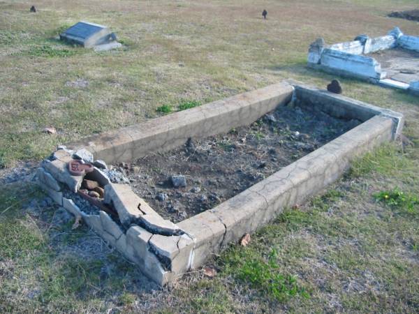 185  |   | Harrisville Cemetery - Scenic Rim Regional Council  | 