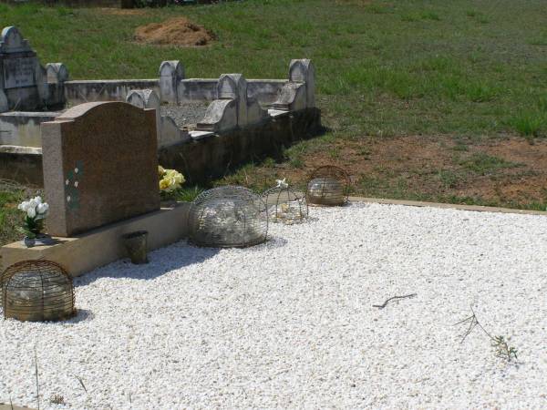 Christina GRAHAM  | 1849 - 1932;  | Janet G. GRAHAM,  | 1884 - 1938;  | James GRAHAM  | 1880 - 1969;  | Helidon General cemetery, Gatton Shire  |   | 