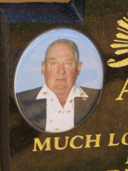 Alexander George MYERS,  | husband of Norma,  | born 14-9-1918  | died 12-5-2002 aged 83 years,  | father of Dorothy, Gregory, Alan, Helen & Lynette,  | grandfather;  | Helidon General cemetery, Gatton Shire  | 