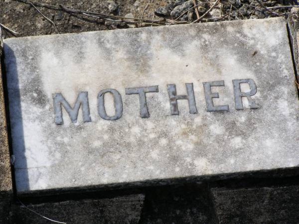 parents;  | Thomas BRUMMELL,  | father,  | 1871 - 1939;  | Bertha C. BRUMMELL,  | mother,  | 1875 - 1942;  | Helidon General cemetery, Gatton Shire  | 