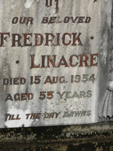 Fredrick LINACRE,  | died 15 Aug 1954 aged 55 years;  | Howard cemetery, City of Hervey Bay  | 